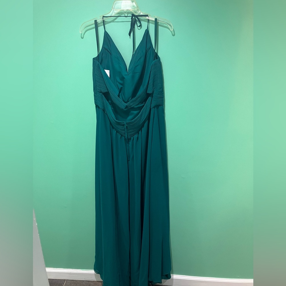 Bridesmaid Dress. Emerald green.
